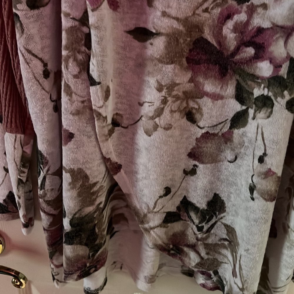 Floral Tunic - Picture 4 of 5